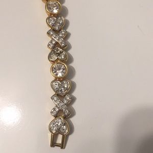 ❤️Hearts, X and O bracelet! ❤️